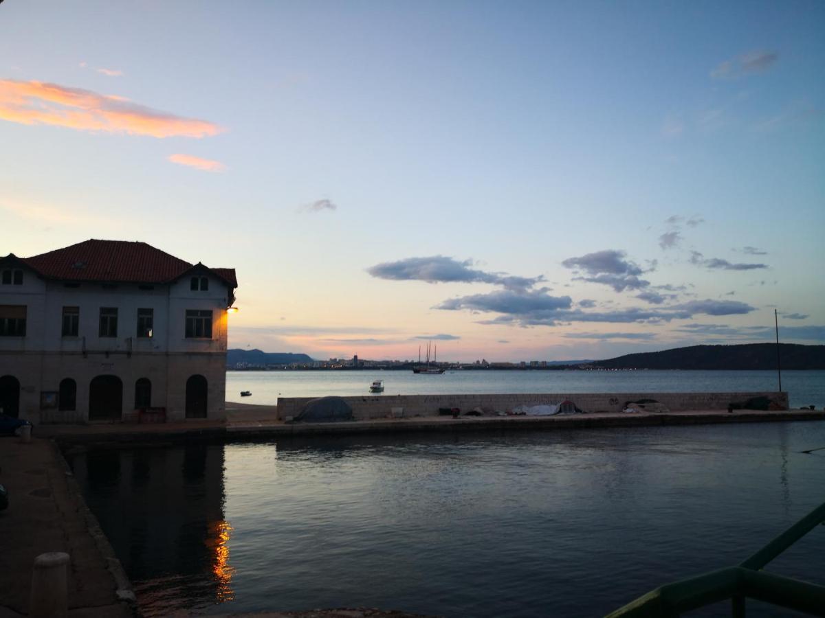 Old Fisherman House Kastela Bagian luar foto