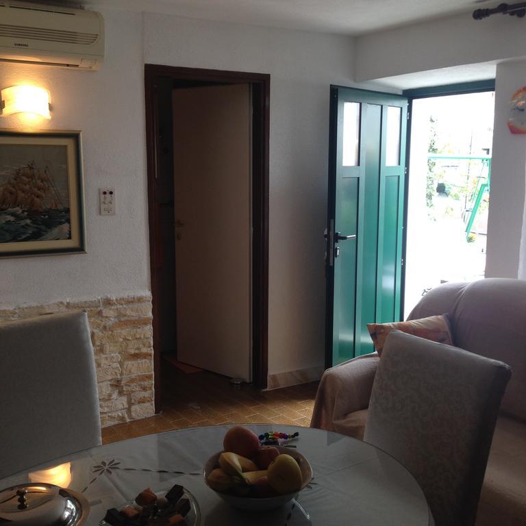 Old Fisherman House Kastela Bagian luar foto
