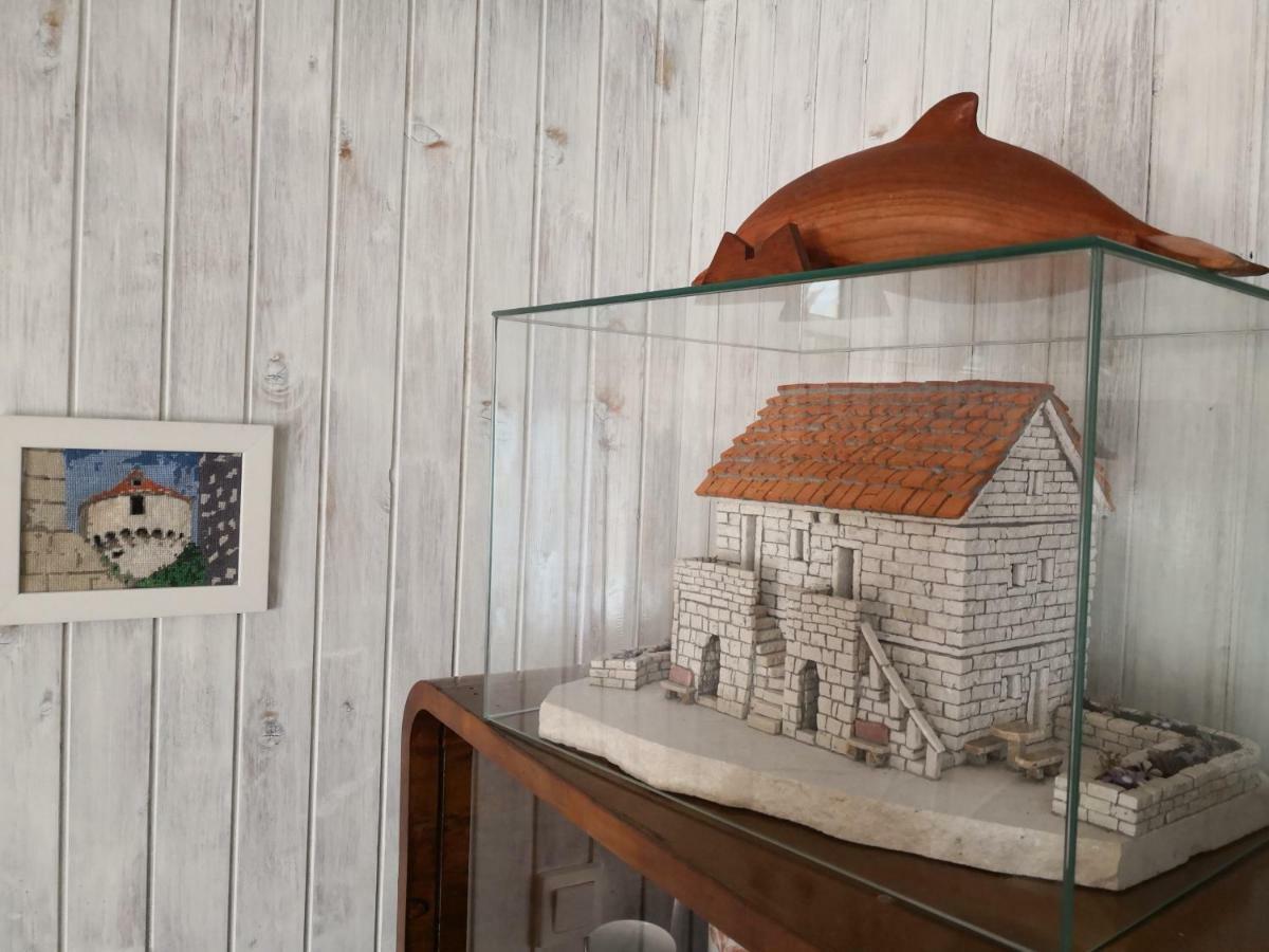 Old Fisherman House Kastela Bagian luar foto